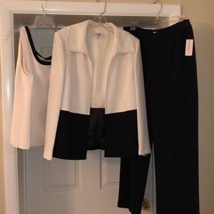 Jones Studio black and white suit set
